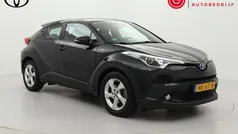 Gebruikt 2017 Toyota C-HR SUV | € 17.999 (Eerlijke prijs)