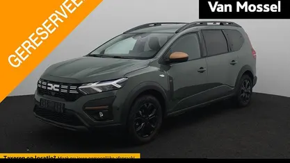 Groen Occasion 2025 Dacia Jogger Extreme MPV | € 29.440 (Eerlijke prijs)