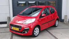 Rood Gebruikt 2012 Peugeot 107 Active Hatchback | € 4.750 (Eerlijke prijs)