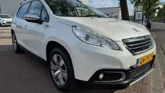 Wit Gebruikt 2015 Peugeot 2008 Style SUV | € 8.950 (Eerlijke prijs)