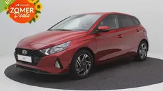 Dragon red metallic (rood metallic) Gebruikt 2021 Hyundai i20 Comfort Hatchback | € 17.435 (Eerlijke prijs)