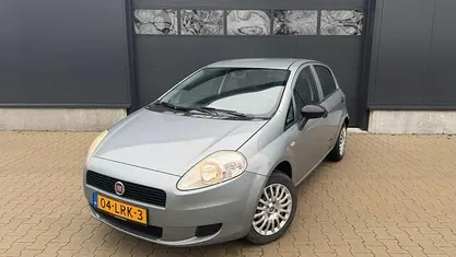 Occasion 2010 Fiat Grande Punto Hatchback | € 3.199 (Eerlijke prijs)