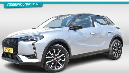 Occasion DS Automobiles DS3 Performance 131 PK (96 kW) 2024 Grijs, metallic lak SUV