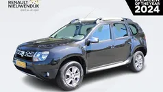 Noir nacre Gebruikt 2014 Dacia Duster Lauréate SUV | € 9.445 (Eerlijke prijs)