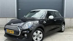 Zwart Gebruikt 2015 Mini Cooper Hatchback | € 13.750 (Goede deal)