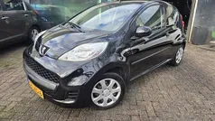 Zwart Gebruikt 2009 Peugeot 107 Hatchback | € 2.850 (Eerlijke prijs)