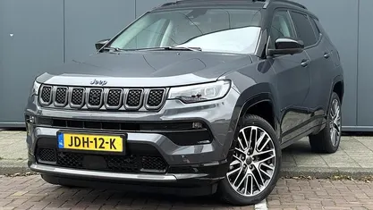 Occasion 2025 Jeep Compass Summit SUV | € 42.900 (Eerlijke prijs)