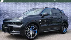 Zwart Gebruikt 2022 Lynk & Co 01 SUV | € 27.694 (Eerlijke prijs)