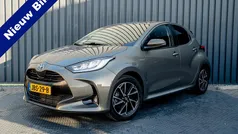 Gebruikt 2020 Toyota Yaris Hybrid Hatchback | € 19.945 (Eerlijke prijs)
