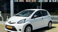 Wit Gebruikt 2012 Toyota Aygo Comfort Hatchback | € 2.499 (Eerlijke prijs)