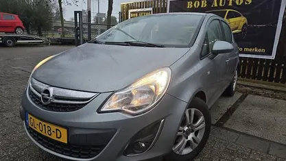 Grijs Gebruikt 2012 Opel Corsa Edition Hatchback | € 3.499 (Goede deal)