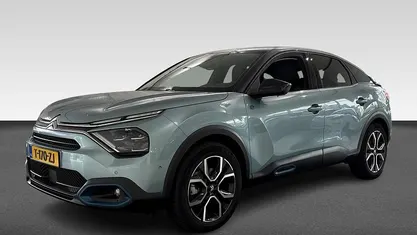 Blauw Gebruikt 2023 Citroën e-C4 Shine Hatchback | € 18.945 (Eerlijke prijs)
