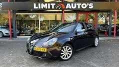 Gebruikt 2012 Alfa Romeo Giulietta Distinctive Hatchback | € 7.999 (Eerlijke prijs)
