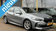 Grijs Gebruikt 2022 BMW 120 M Sport Hatchback | € 29.950 (Goede deal)