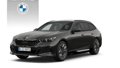 Gebruikt 2025 BMW 550e M Sport Stationwagen | € 110.463 (Eerlijke prijs)