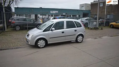Occasion Opel Meriva Enjoy 101 PK (74 kW) 2004 Grijs MPV
