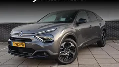 Grijs Gebruikt 2023 Citroën C4 Feel SUV | € 20.895 (Eerlijke prijs)