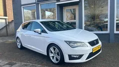 Wit Gebruikt 2014 Seat Leon FR Hatchback | € 10.999 (Eerlijke prijs)