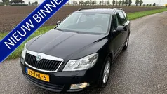Zwart Gebruikt 2012 Skoda Octavia Business Line Stationwagen | € 5.950 (Eerlijke prijs)