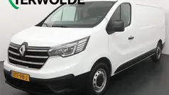 Ijswit 369 Gebruikt 2022 Renault Trafic Komfort Van | € 20.445 (Eerlijke prijs)