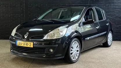 Occasion Renault Clio II Collection 75 PK (55 kW) 2009 Zwart Hatchback