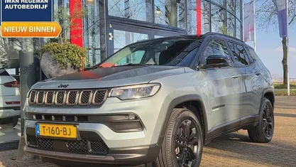Occasion 2023 Jeep Compass SUV | € 24.690 (Eerlijke prijs)