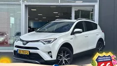 Gebruikt 2017 Toyota RAV4 Hybrid Style SUV | € 24.900 (Goede deal)