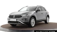 Gebruikt 2025 VW T-Roc Edition SUV | € 34.940 (Eerlijke prijs)