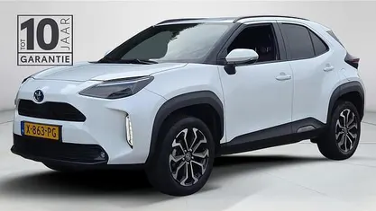 Wit Occasion 2024 Toyota Yaris Cross SUV | € 28.450 (Eerlijke prijs)