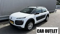Wit Gebruikt 2017 Citroën C4 Cactus Feel Hatchback | € 8.450 (Eerlijke prijs)