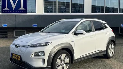 Wit Gebruikt 2020 Hyundai Kona Premium SUV | € 19.440 (Eerlijke prijs)