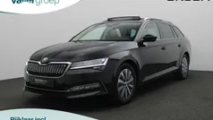 Zwart Gebruikt 2022 Skoda Superb Style Stationwagen | € 31.200 (Eerlijke prijs)