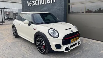 Occasion Mini John Cooper Works Chili 231 PK (169 kW) 2017 Wit Hatchback