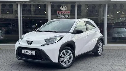 Gebruikt 2023 Toyota Aygo X Play SUV | € 18.400 (Eerlijke prijs)