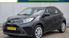 Zwart Gebruikt 2022 Toyota Aygo Hatchback | € 15.935 (Goede deal)