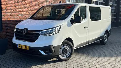 Occasion 2024 Renault Trafic MPV | € 31.750 (Eerlijke prijs)