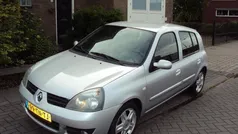 Gebruikt 2006 Renault Clio II Campus Hatchback | € 2.250 (Eerlijke prijs)