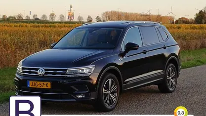 Gebruikt 2018 VW Tiguan Highline SUV | € 31.290 (Eerlijke prijs)