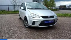 Grijs, metallic lak Gebruikt 2009 Ford C-MAX Ghia MPV | € 5.440 (Eerlijke prijs)