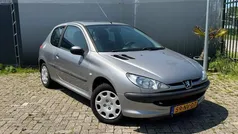 Grijs Gebruikt 2004 Peugeot 206 Hatchback | € 1.249 (Eerlijke prijs)