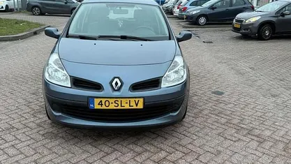Occasion 2006 Renault Clio II Expression Hatchback | € 1.199 (Goede deal)