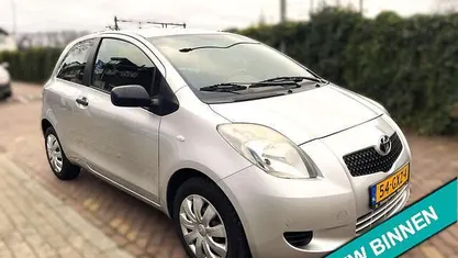 Occasion 2008 Toyota Yaris Hatchback | € 1.900 (Eerlijke prijs)