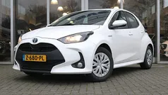 Wit Gebruikt 2021 Toyota Yaris Hybrid Hatchback | € 19.950 (Goede deal)