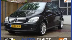 Zwart Gebruikt 2007 Mercedes B200 MPV | € 2.950 (Goede deal)