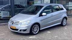Grijs Gebruikt 2010 Mercedes B160 MPV | € 6.995 (Eerlijke prijs)