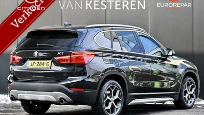 Zwart Occasion 2016 BMW X1 Executive SUV | € 19.990 (Eerlijke prijs)