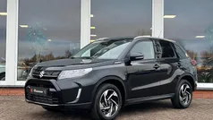 Gebruikt 2025 Suzuki Vitara Style SUV | € 28.650 (Eerlijke prijs)
