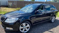 Zwart Gebruikt 2011 Skoda Octavia Elegance Stationwagen | € 6.950 (Eerlijke prijs)