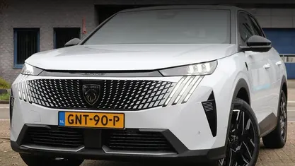 Occasion 2024 Peugeot 3008 GT SUV | € 32.885 (Goede deal)