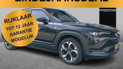 Jet black twotone maroon rouge Gebruikt 2023 Mazda MX30 Edition SUV | € 23.895 (Goede deal)